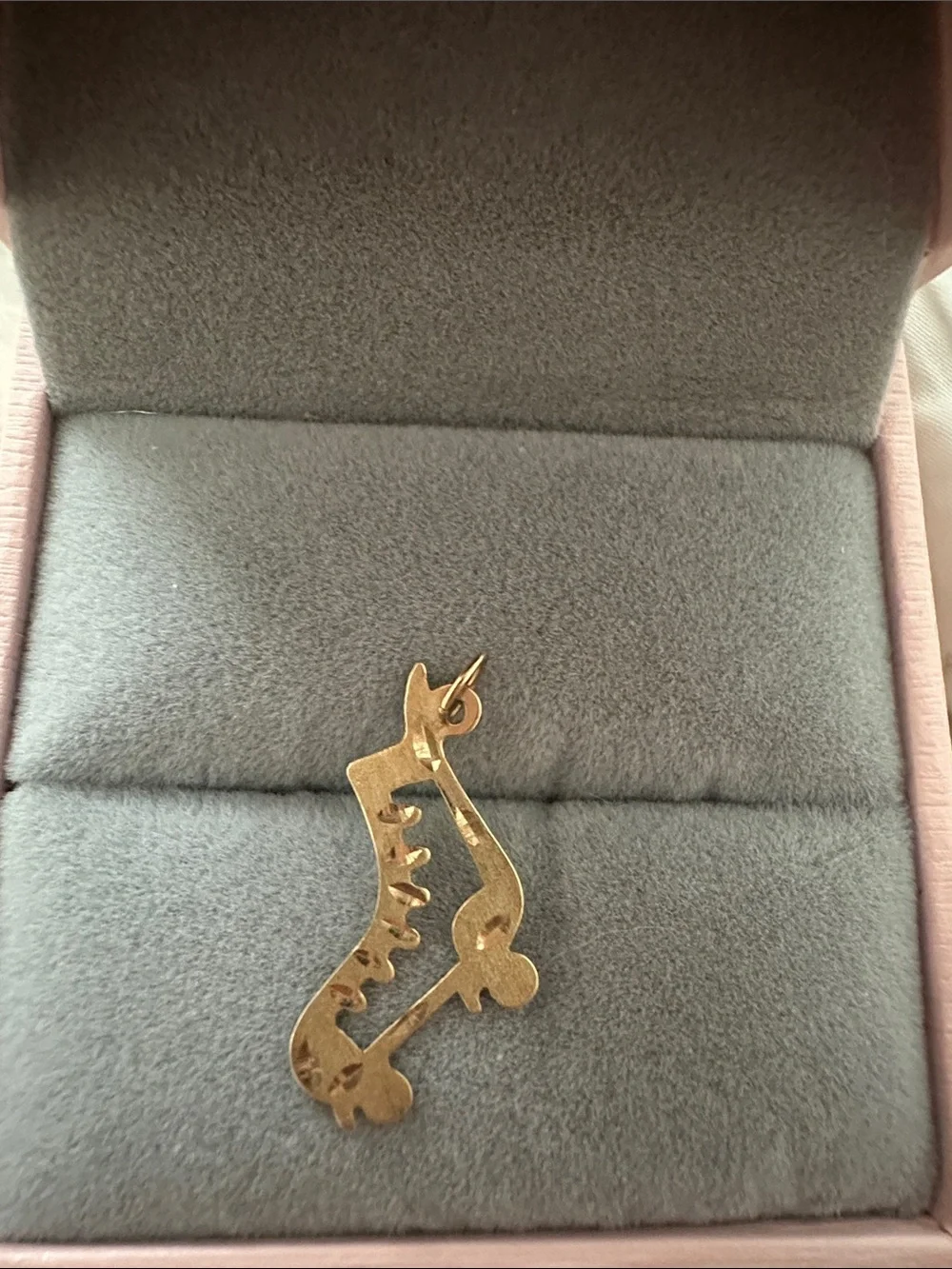 14K Gold Roller Skate Pendant Charm for Necklace or bracelet